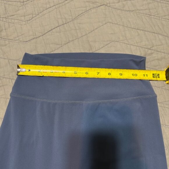 Blue Buff bunny legacy leggings size small like new - Picture 10 of 10